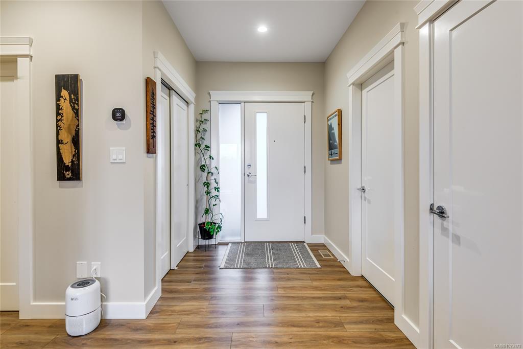 Fourth View of 2161 Evergreen Rd, Campbell River, BC, V9W 0C8