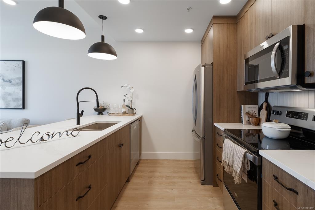 201 Dogwood Dr, 1023192, BC,