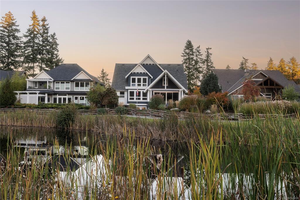 1319 Champions Crt, 1023199, BC,