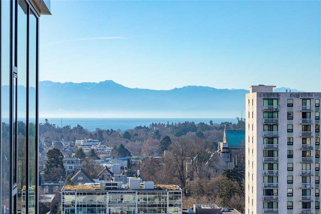 Third View of 989 Johnson St, Victoria, BC, V8V 0E3