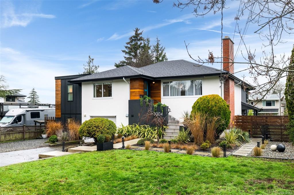 3204 Aldridge St, 1023218, BC,