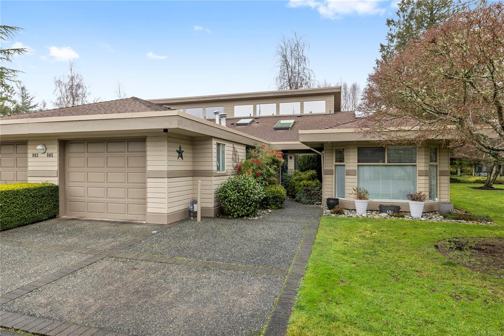 805 Lakes Blvd, 1023219, BC,