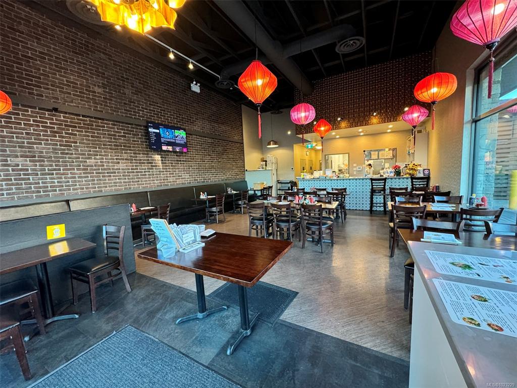 MLS® listing #30425649 for sale located at 857 Terlane Ave