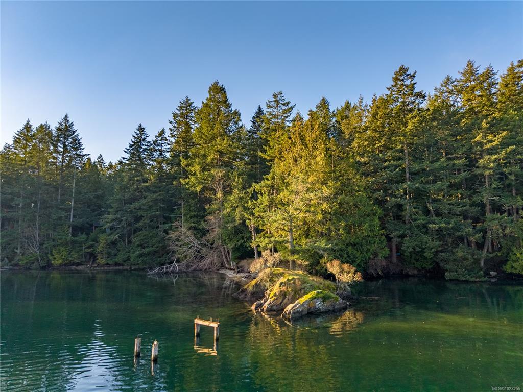 Third View of 5734 Canal Rd, Pender Island, BC, V0N 2M1