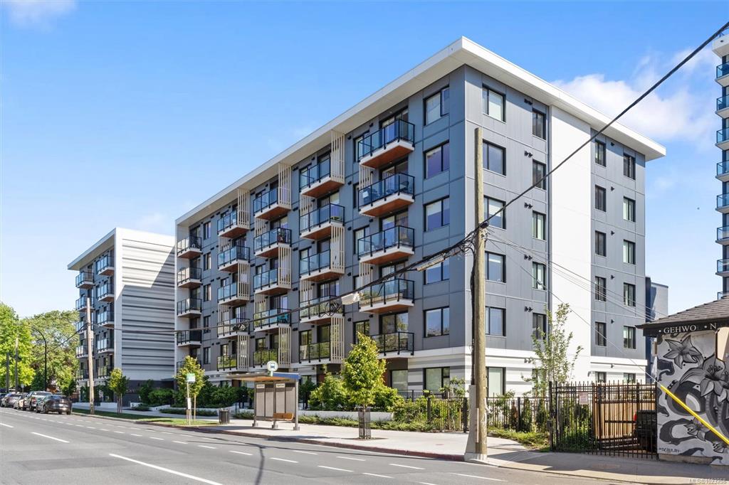 1115 Johnson St, 1023258, BC,