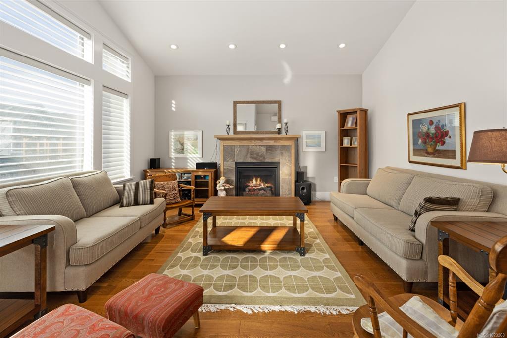 143 Village Way, 1023263, BC,