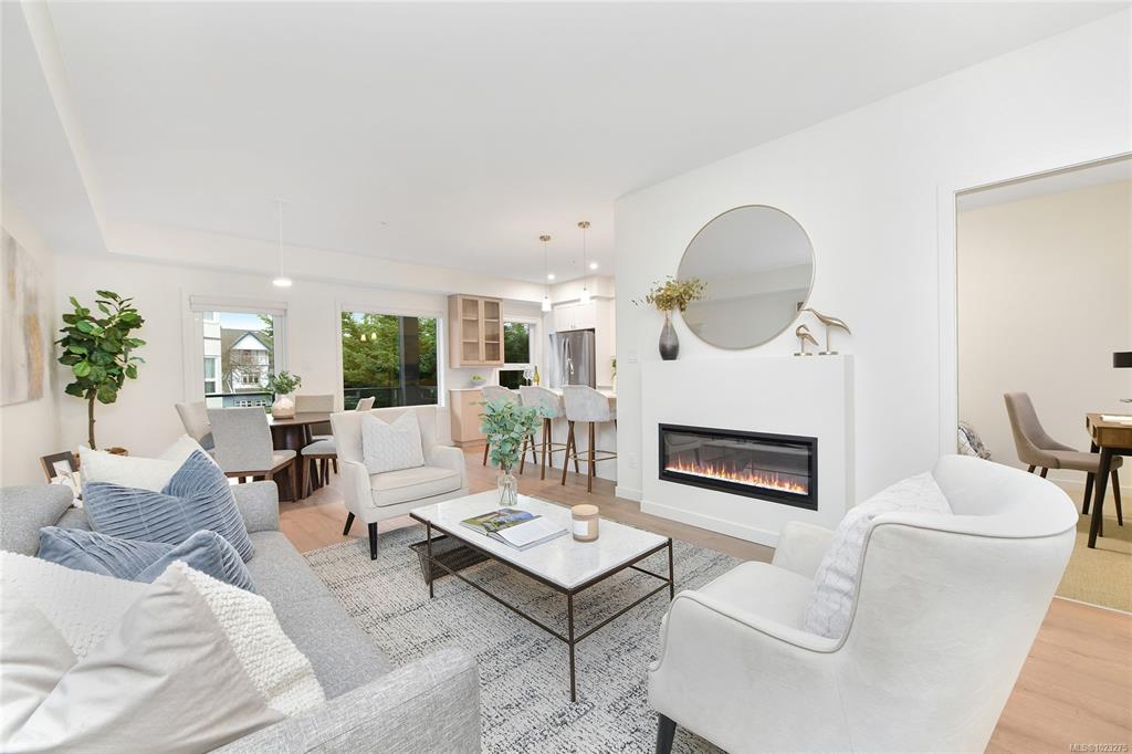 9716 Third St, 1023275, BC,