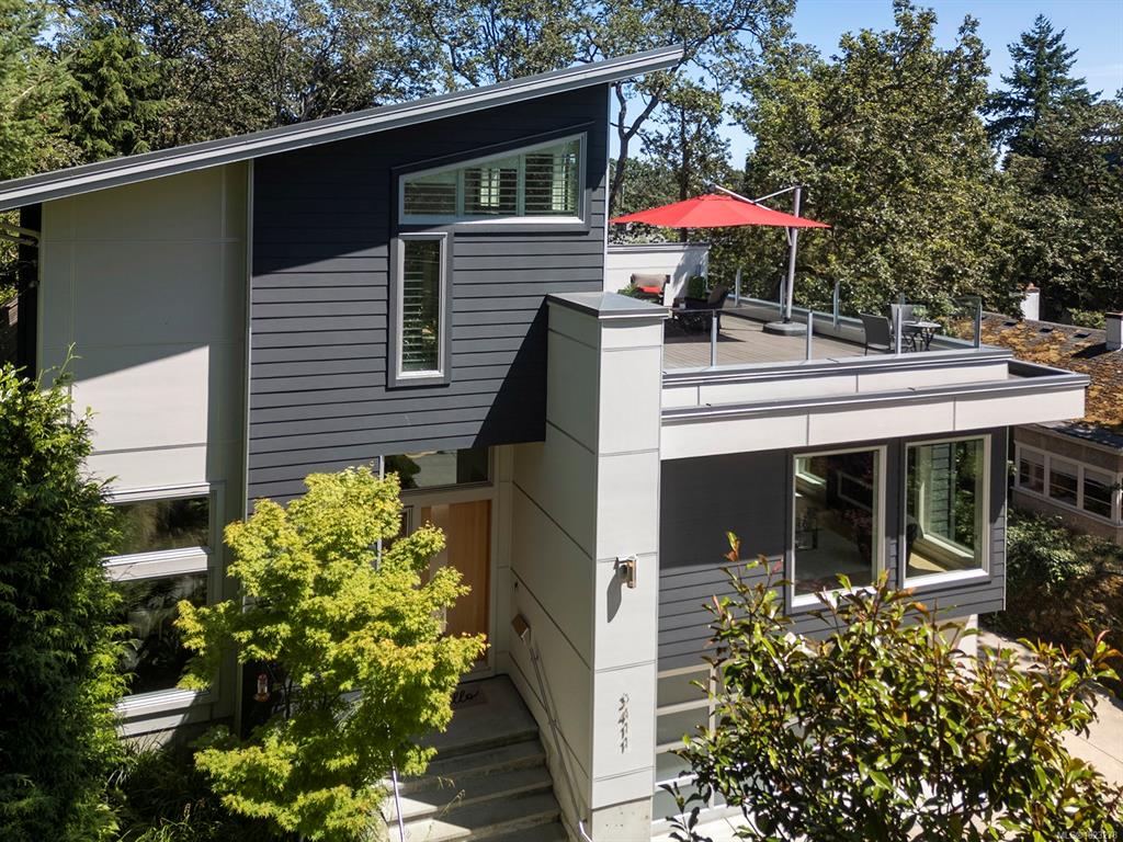 3411 Mayfair Dr, 1023278, BC,