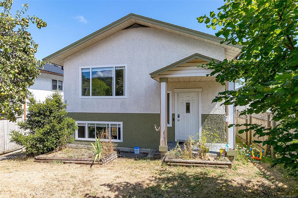 546 Wakesiah Ave, 1023285, BC,