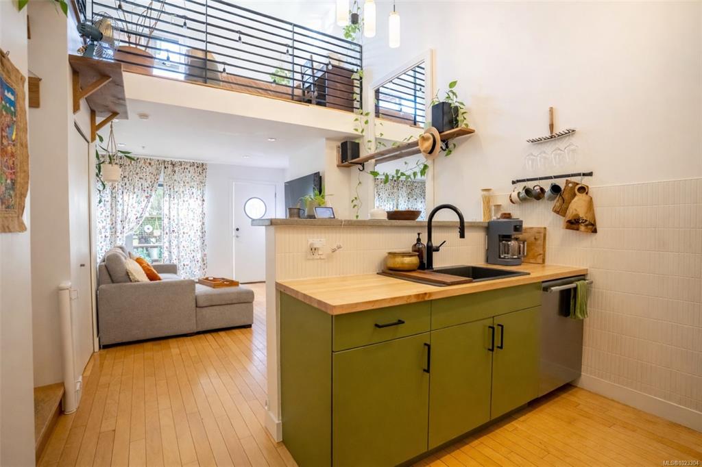 Second View of 797 Tyee Rd, Victoria, BC, V9A 7R4