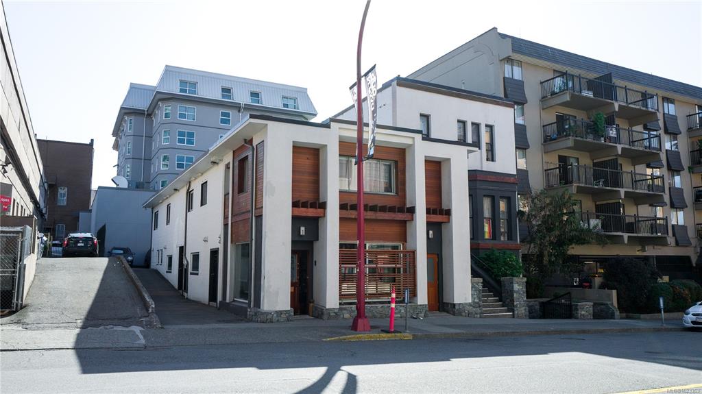 Fifth View of 681 Herald St, Victoria, BC, V8W 1S8