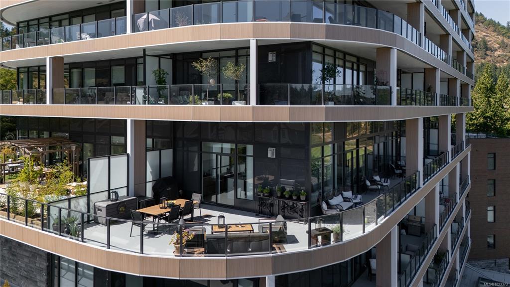 2000 Hannington Rd, 1023373, BC,