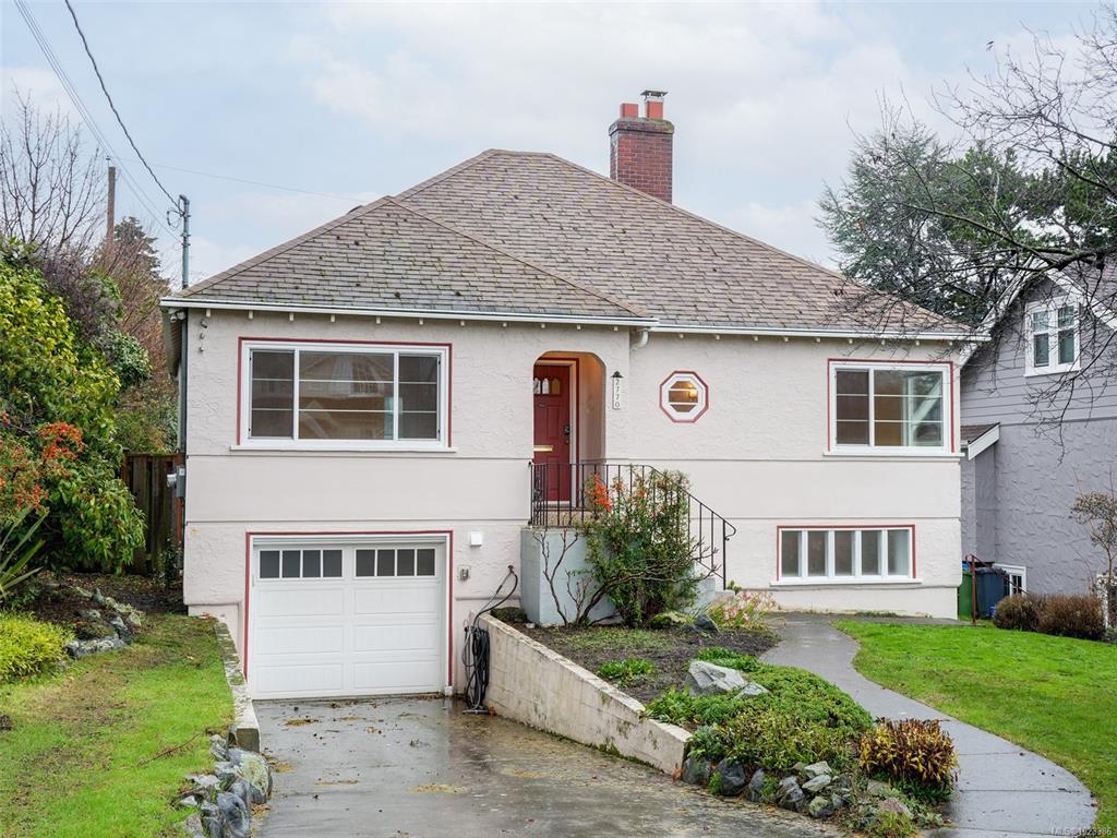 2770 Dewdney Ave, 1023386, BC,