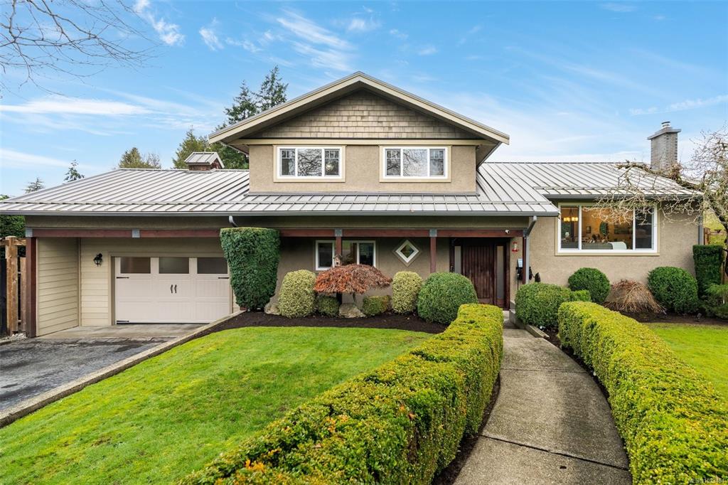 Fifth View of 6293 Marie Meadows Rd, Central Saanich, BC, V8Z 5Z9