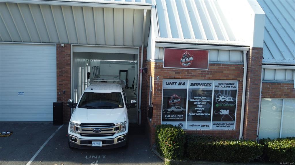 755 Vanalman Ave, 1023497, BC,