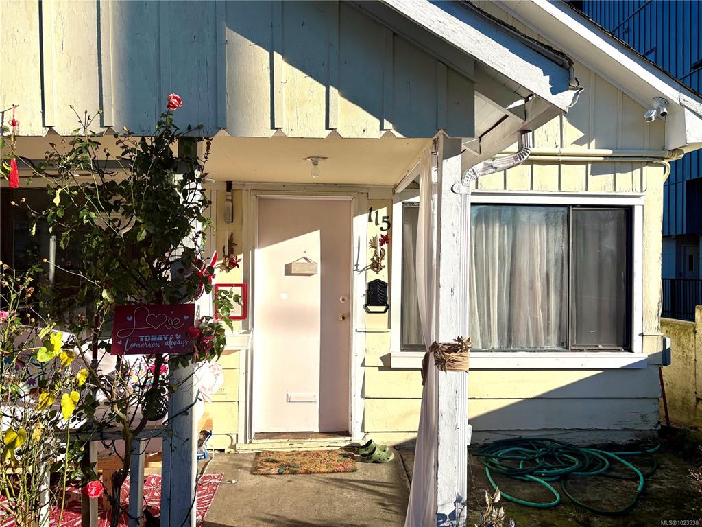 Third View of 115 Haliburton St, Nanaimo, BC, V9R 4V9