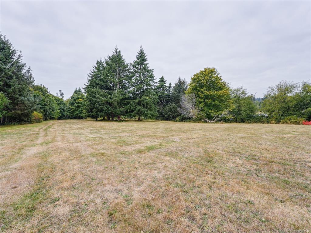 Fourth View of 1990 Caldwell Rd, Sooke, BC, V9Z 0P6