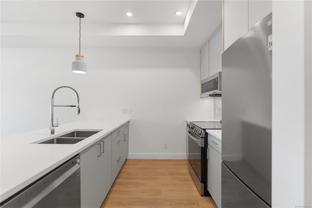 Fourth View of 757 Tyee Rd, Horizon at The RailYards, Victoria, BC, V9A 7P7