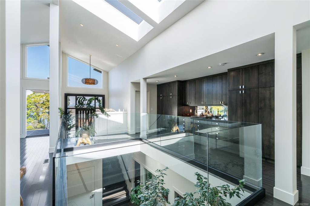 6457 Ptarmigan Way, 1023560, BC,