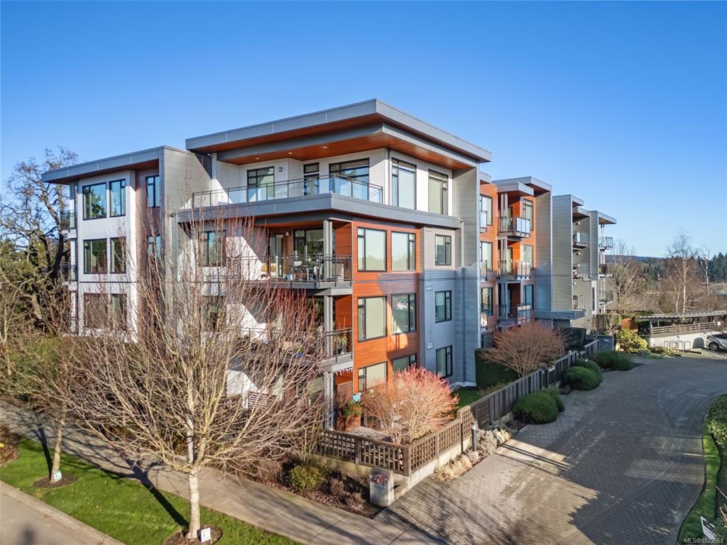 3815 Rowland Ave, 1023561, BC,