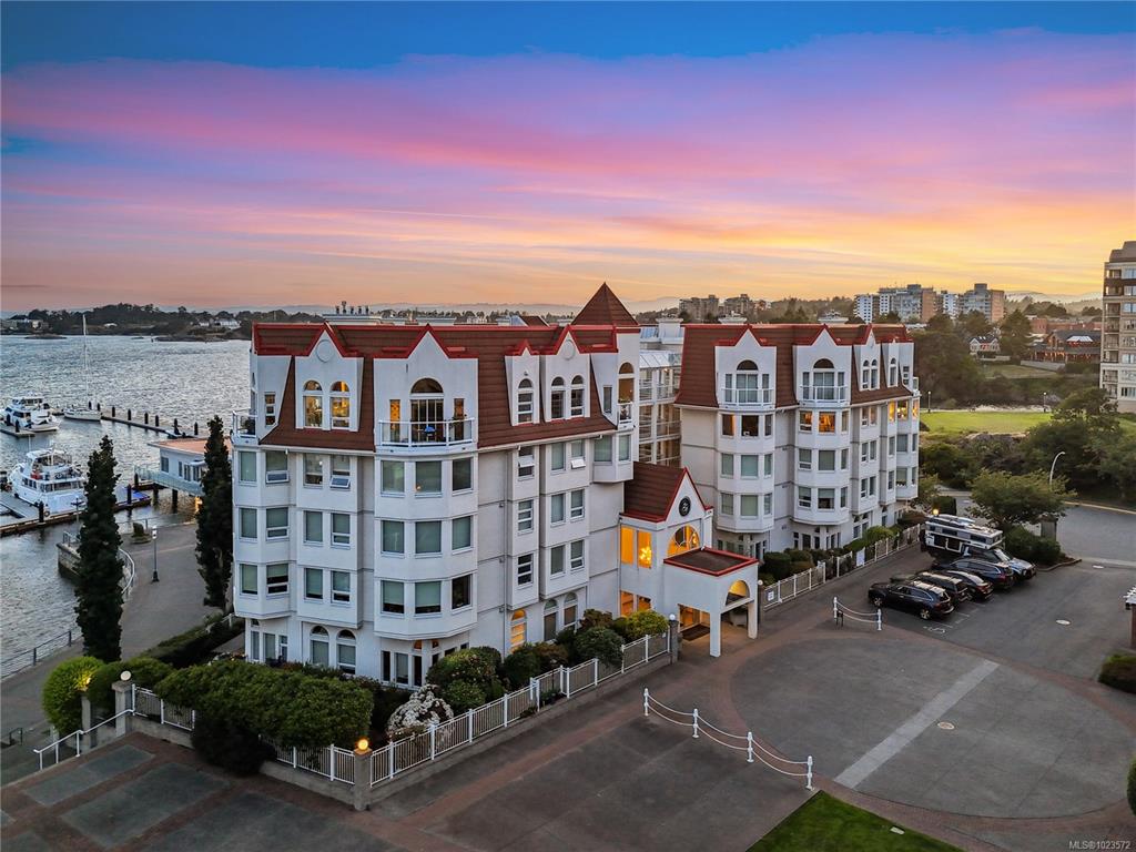 Third View of 11 Cooperage Pl, Victoria, BC, V9A 7J9