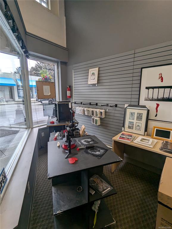 Third View of 791 Fort St, Victoria, BC, V8W 1H2