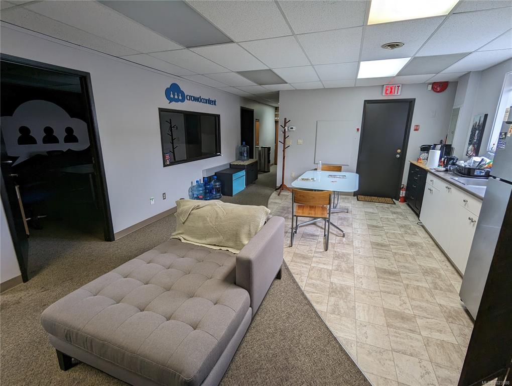 Fourth View of 760 Yates St, Victoria, BC, V8W 1L4