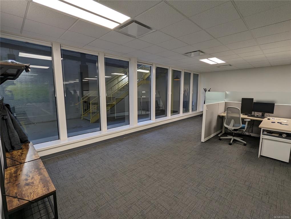 Fifth View of 722 Cormorant St, Victoria, BC, V8W 1P8