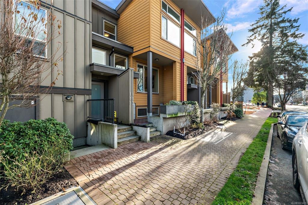 2733 Peatt Rd, 1023600, BC,