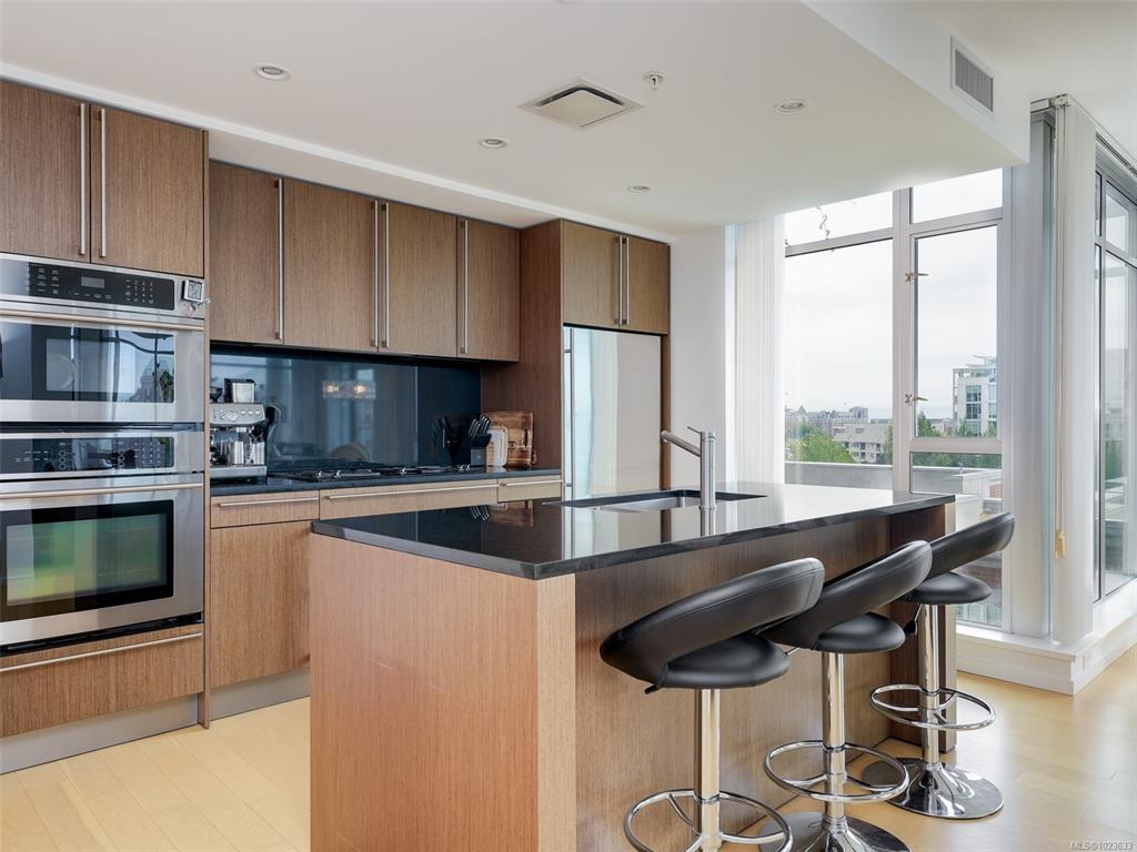 Fifth View of 100 Saghalie Rd, Bayview One, Victoria, BC, V9A 0A1