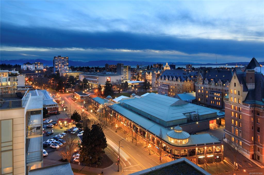 Fifth View of 707 Courtney St, The Falls, Victoria, BC, V8W 0A9