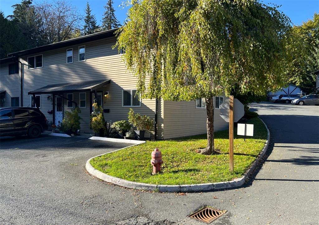 3025 Cowichan Lake Rd, 1023701, BC,