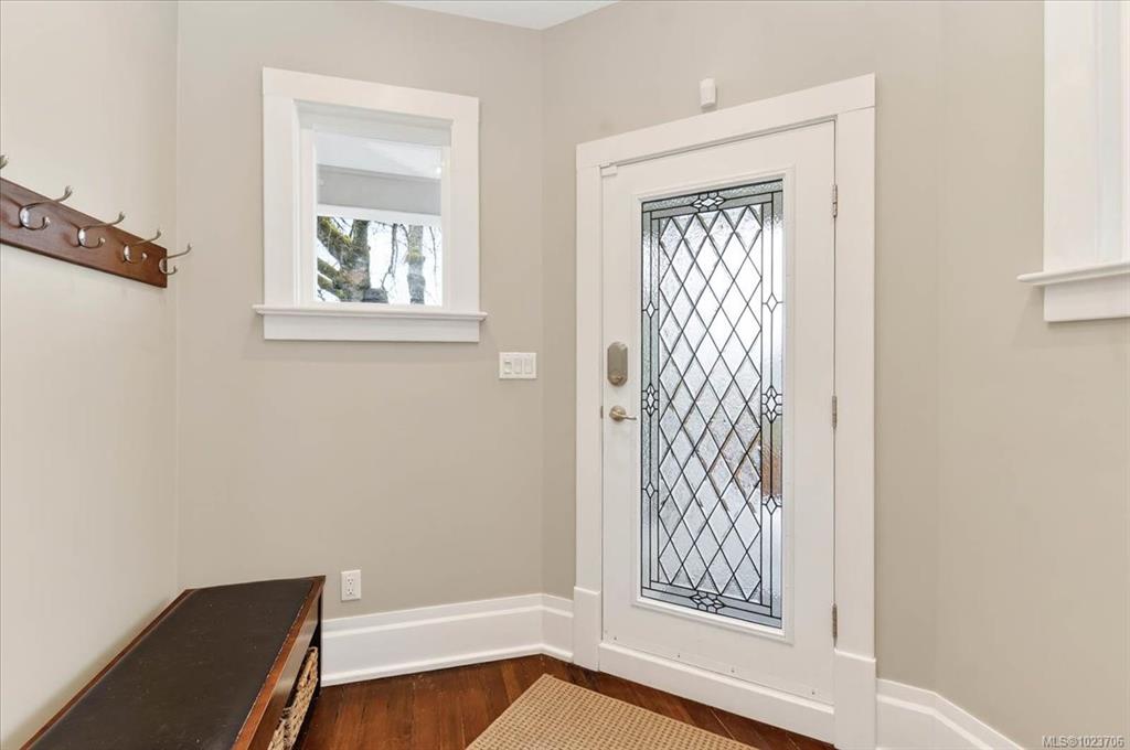 Fourth View of 3049 6th Ave, Port Alberni, BC, V9Y 2G8