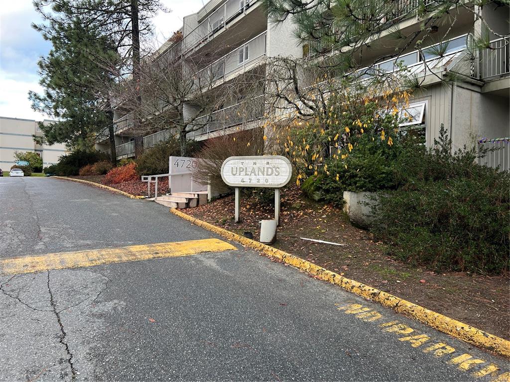 4720 Uplands Dr, 1023764, BC,