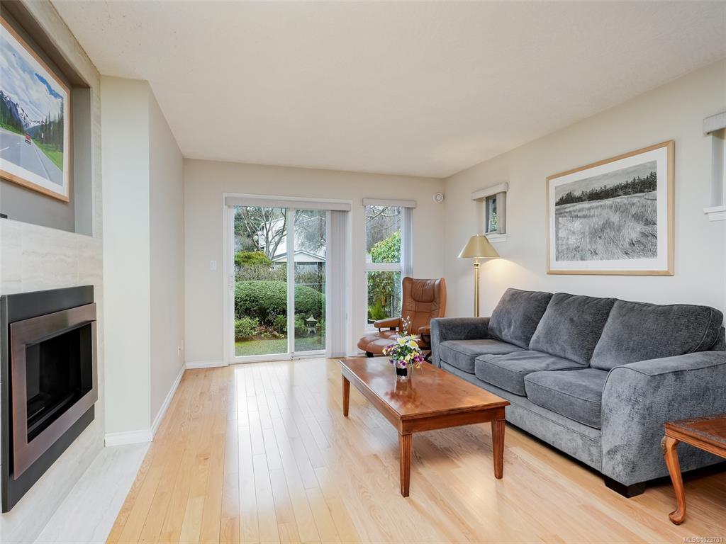 Third View of 1473 Garnet Rd, Saanich, BC, V8P 5T5
