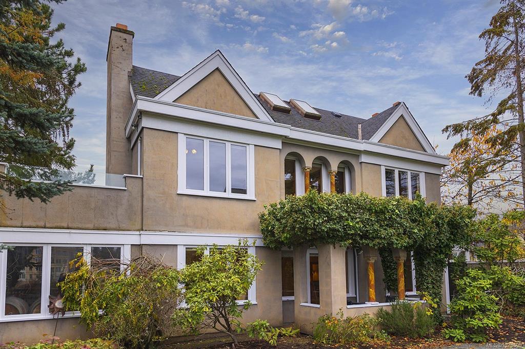 Fifth View of 213 Mary St, Victoria, BC, V9A 3V8