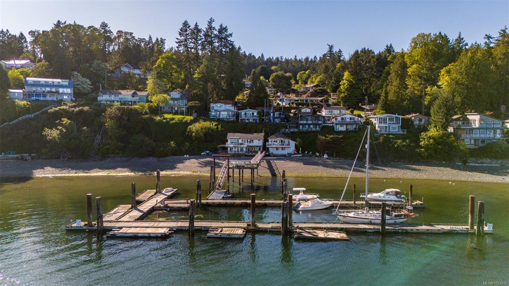 1723 Sandy Beach Rd, 1023810, BC,