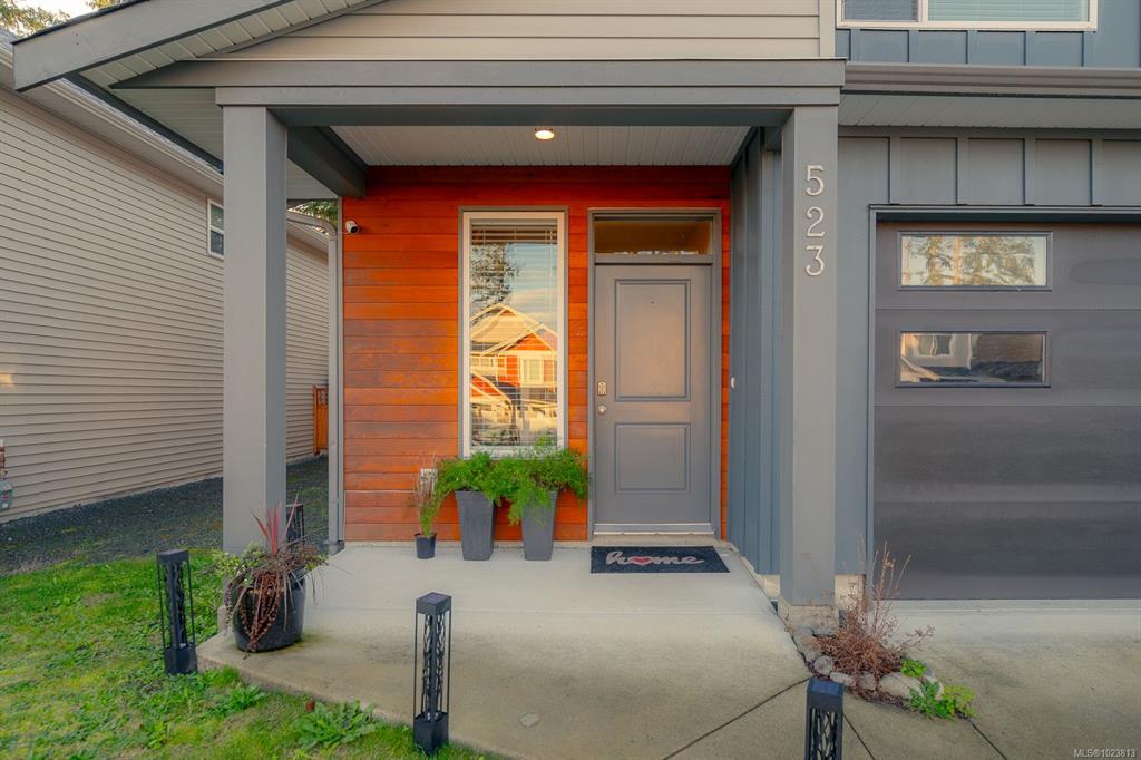 Fourth View of 523 Steeves Rd, Nanaimo, BC, V9R 0H8