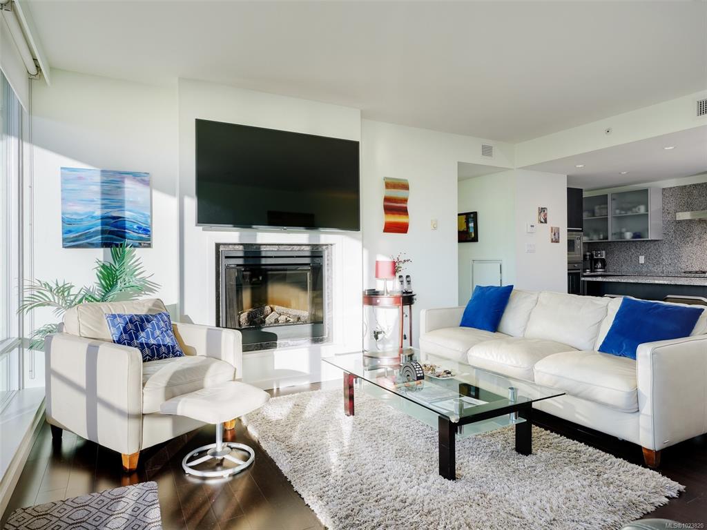 Fourth View of 707 Courtney St, The Falls, Victoria, BC, V8W 0A9