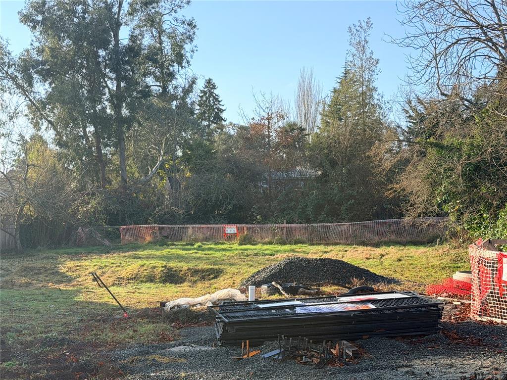 881 Jasmine Ave, 1023850, BC,