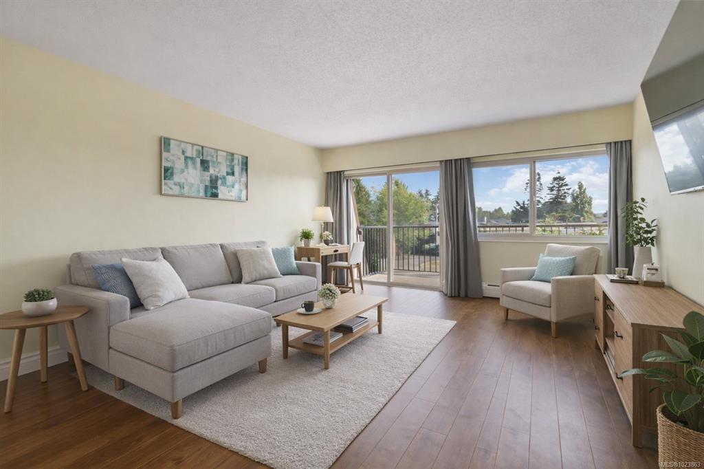 1680 Poplar Ave, 1023863, BC,