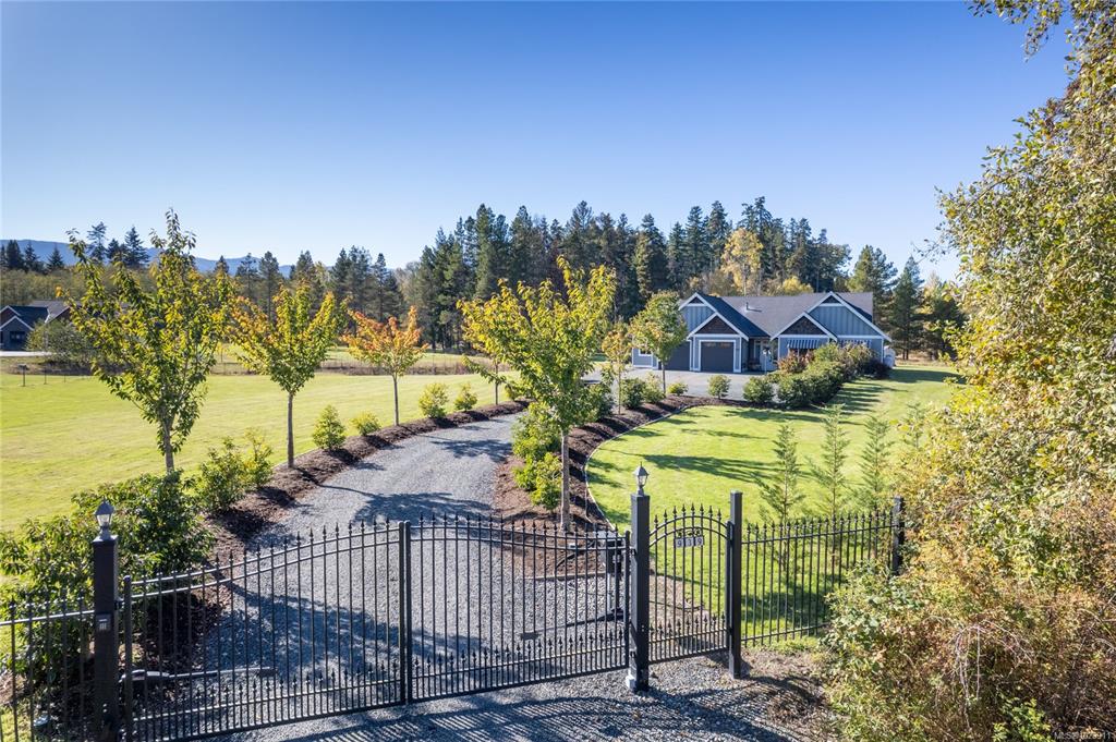 Second View of 939 Virginia Rd, Virginia Estates, Coombs, BC, V0R 1M0