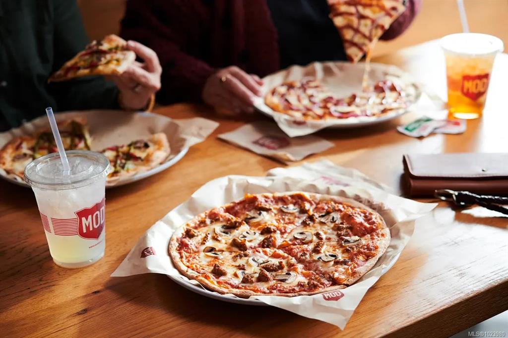 3200 Island Hwy, 1023980, BC,