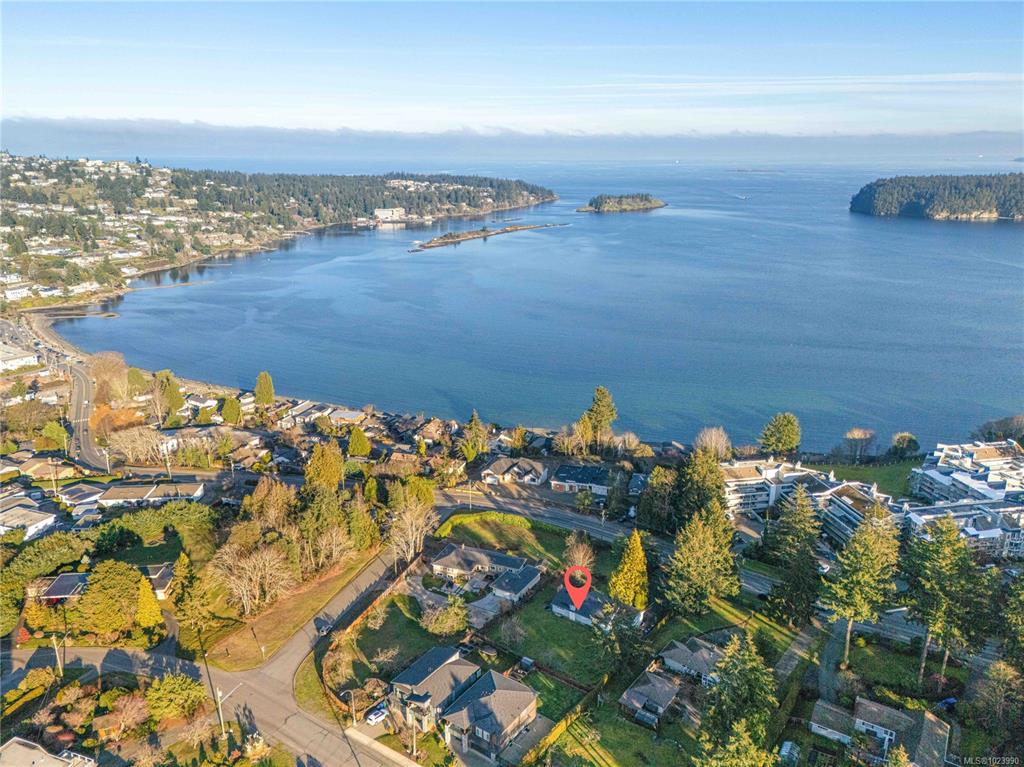 2555 Departure Bay Rd, 1023990, BC,