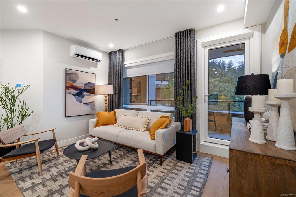 1810 Selenite Pl, 1024022, BC,