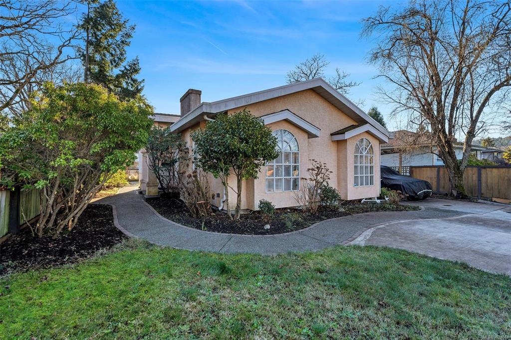 4354 Columbia Dr, 1024043, BC,