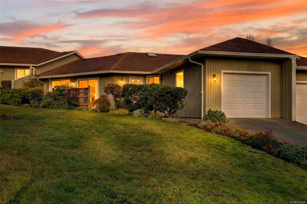 295 Lower Ganges Rd, 1024066, BC,