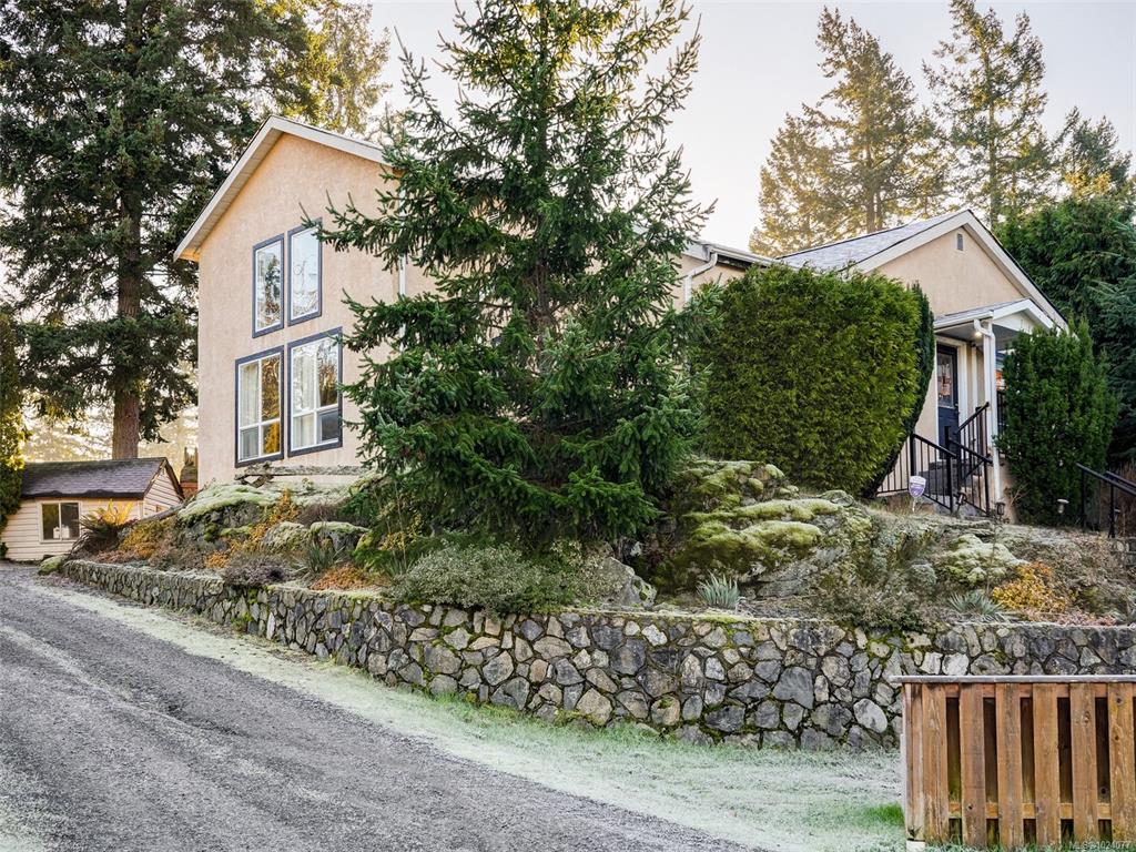 668 Charmar Cres, 1024077, BC,