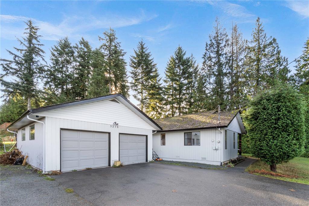 5378 Rutherford Rd, 1024089, BC,