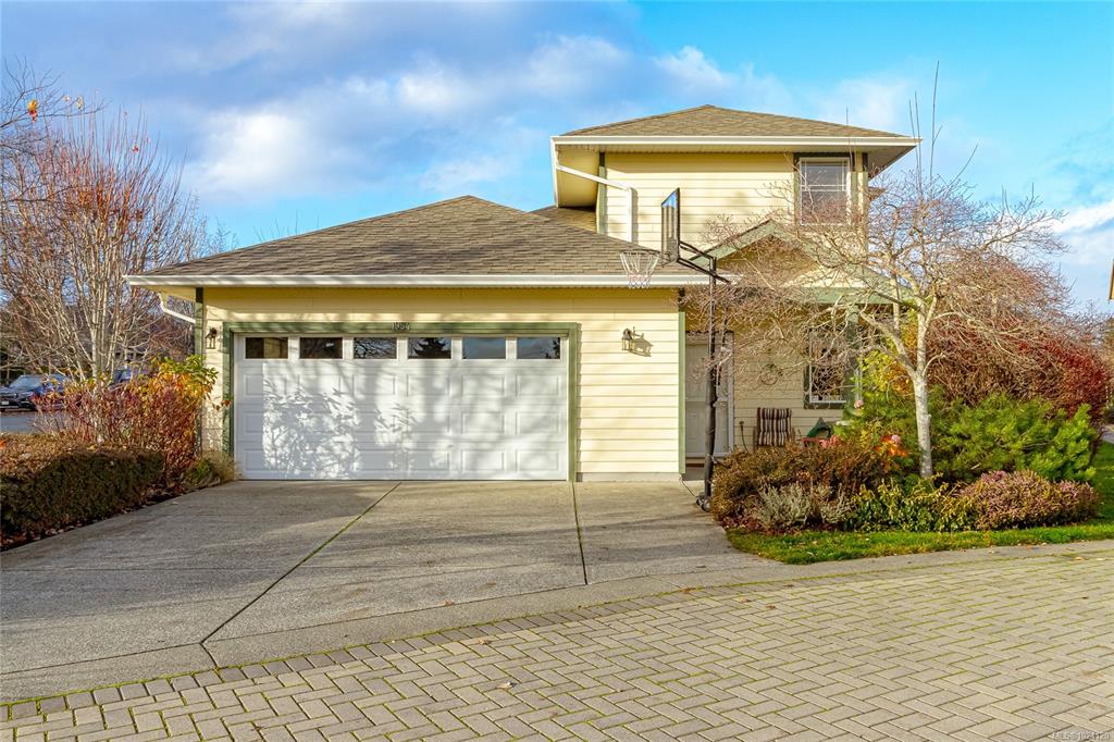 1954 Polo Park Crt, 1024120, BC,